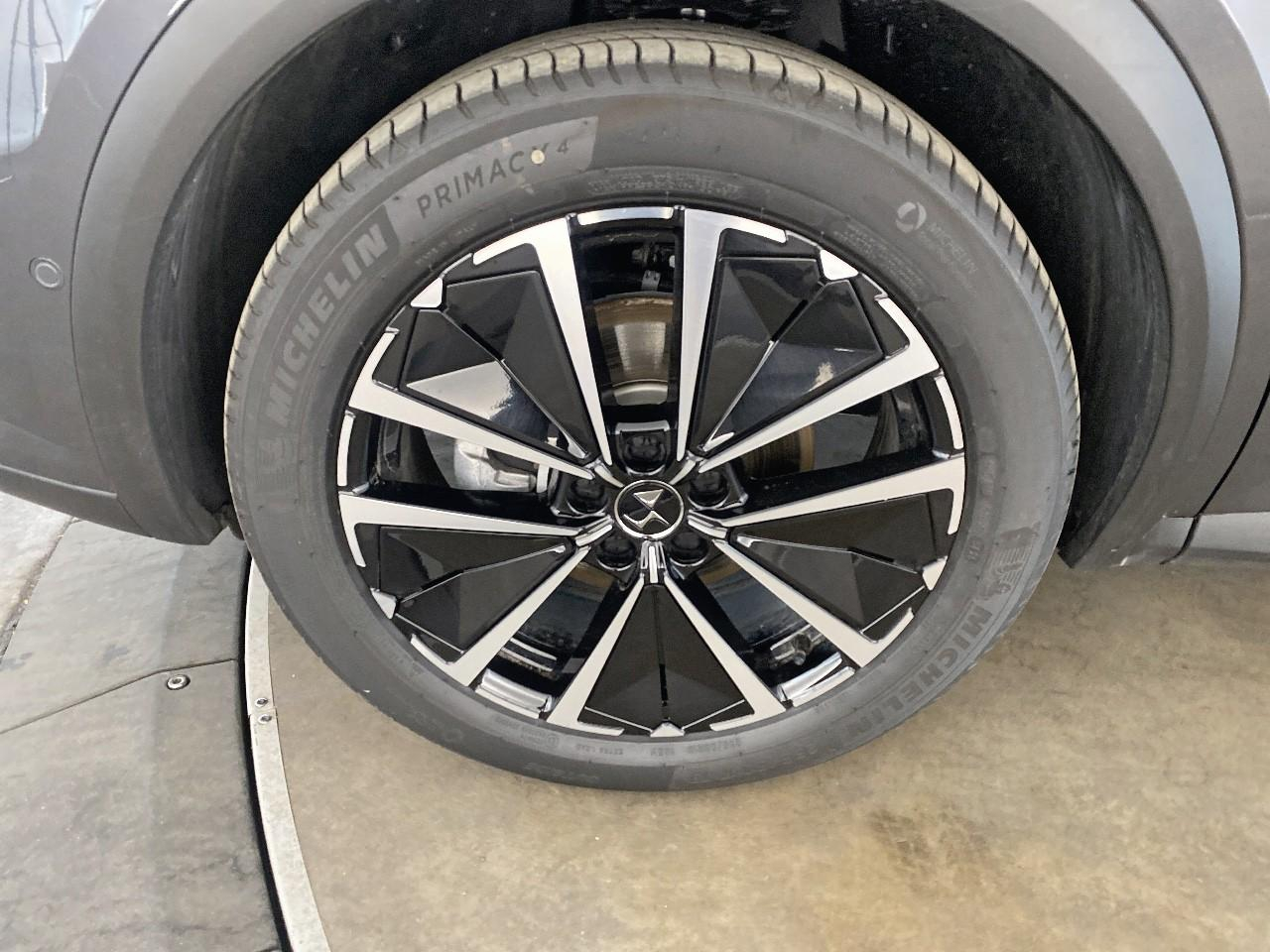 Ds Ds 7 crossback bluehdi 130 eat8 etoile — photo 11