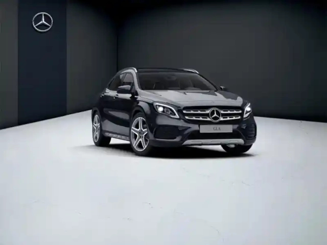 Mercedes Gla 200 d fascination — photo 12