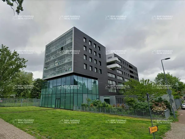 Bureaux 250 m²