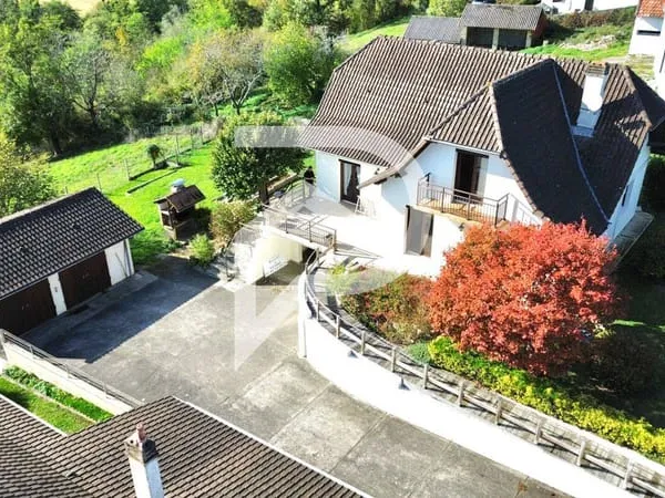 Maison 5 pièces 148 m²