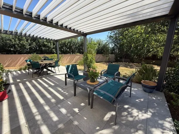 BEAU PLAIN-PIED ARBORÉ 4 CH GARAGE