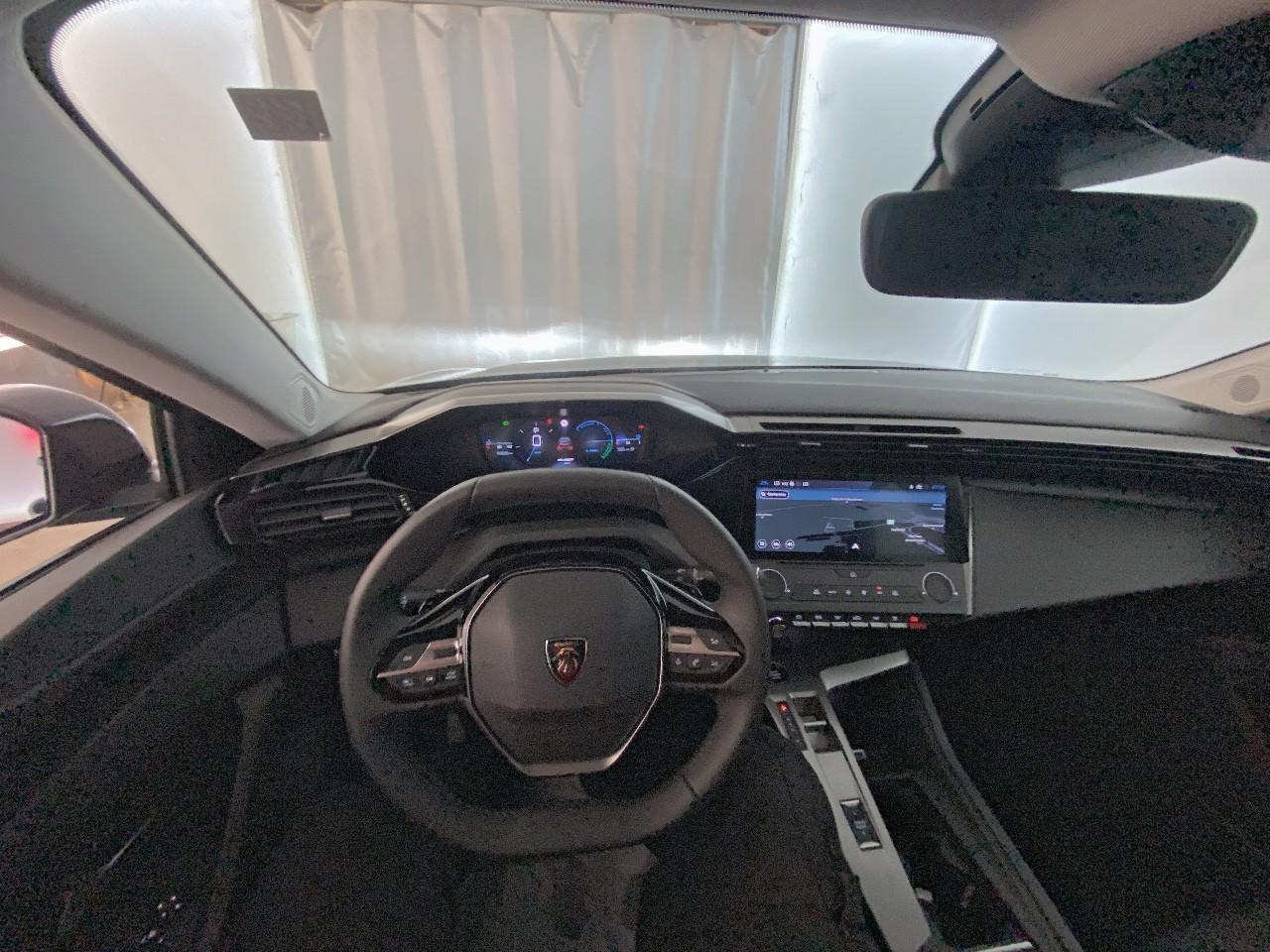 Peugeot 308 sw hybrid 145 e-dcs6 style — photo 12