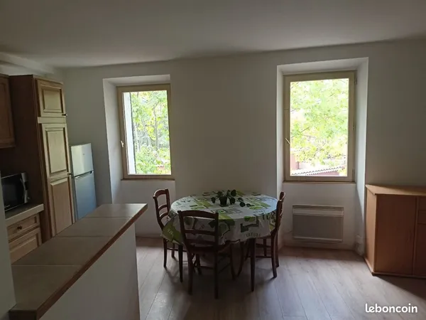 T2 MEUBLÉ DE 42 m²