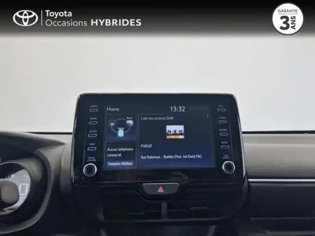 Toyota Yaris 116h design 5p my22 — photo 15