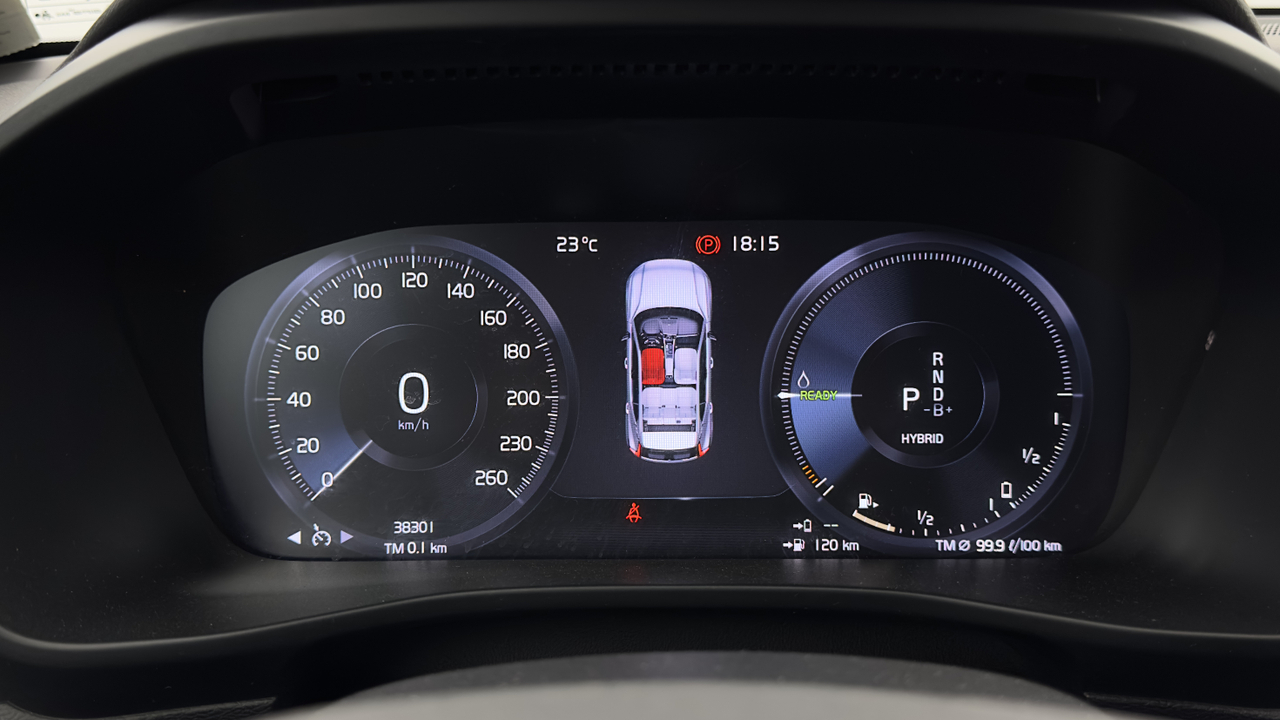 Volvo XC40 T5 Recharge 180+82 ch DCT7 — photo 22