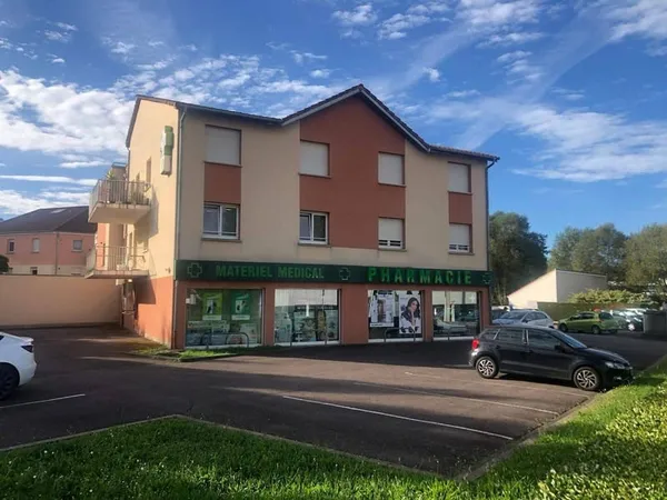 Local commercial 330 m²