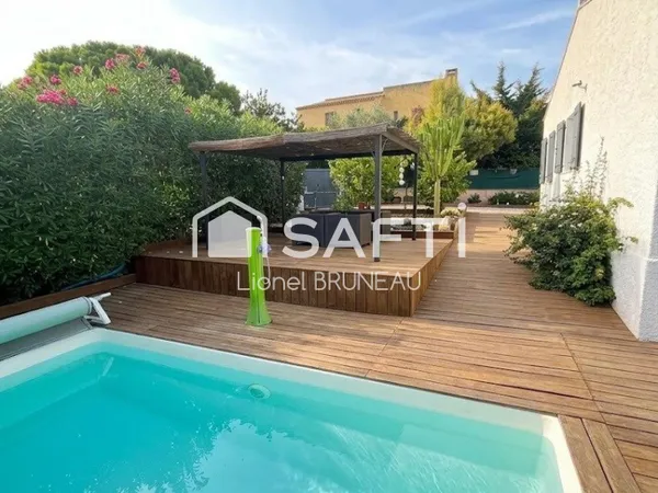 Splendide villa individuelle de 90m² avec piscine et jardin à Sanary-sur-Mer, sans vis-à-vis.