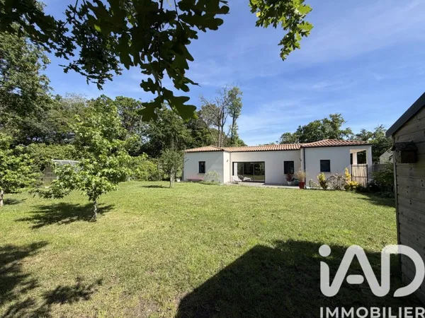 Maison 6 pièces 140 m²