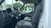 Renault Master F3300 L1H2 2.3 Blue dCi 135ch Confort Euro6 — photo 13