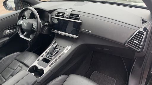 DS DS7 Crossback 2.0 BLueHDI 180 EAT8 - Grand Chic – 2019 – 117728 km – Diesel – Boîte Automatique — photo 26