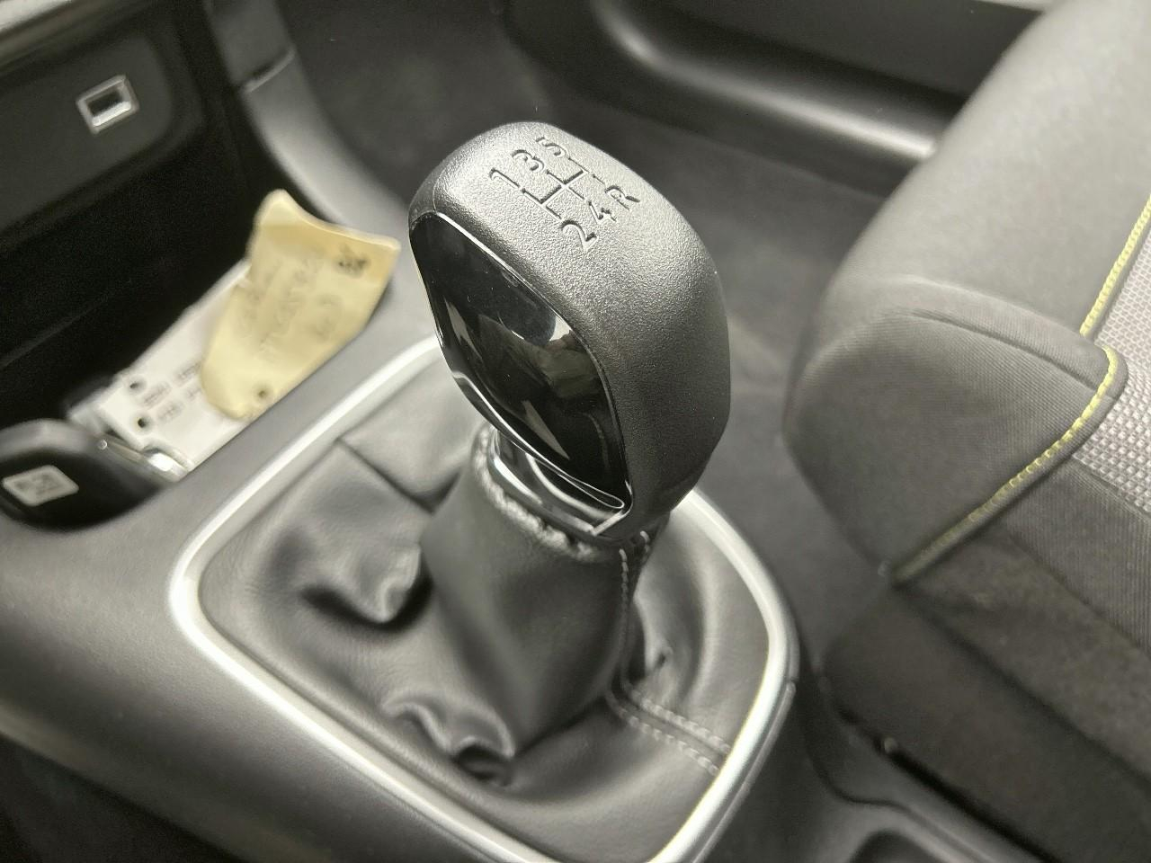 Citroën C3 puretech 83 s&s bvm5 shine — photo 17