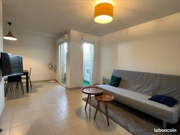 Studio 1 pièce 29 m²