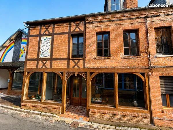 MAISON / IMMEUBLE MIXTE - 200 m² - COMMERCE, ATELIER, HABITATION - CENTRE-VILLE | Local Commercial -