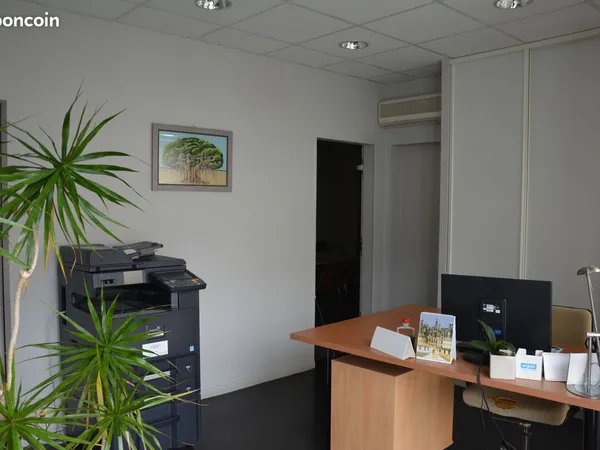 Bureau et appartement rue Barjot quartier Libération