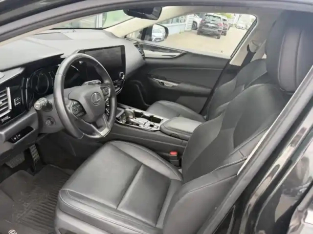 Lexus Nx 450h+ luxe 4wd — photo 7