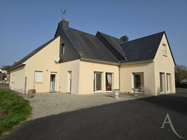Maison 8 pièces 258 m²