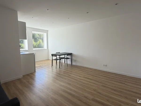 Studio 1 pièce 26 m²