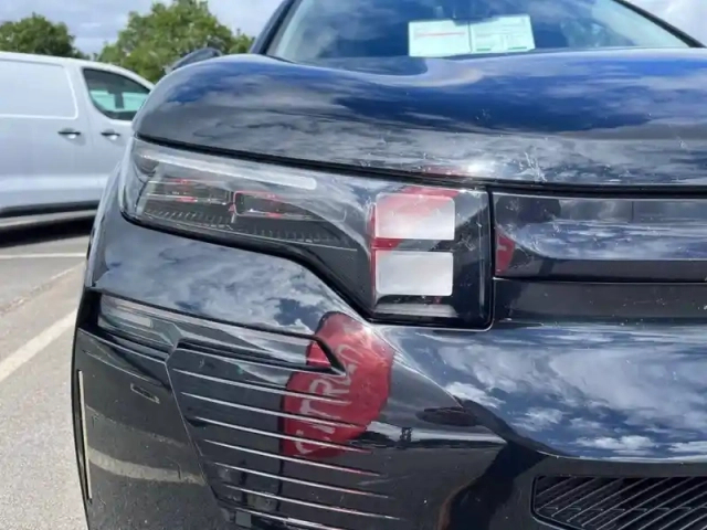 Citroën C5 Aircross hybride rechargeable 195 e-eat7 — photo 16
