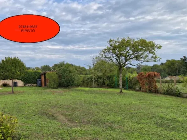 Terrain 500 m²