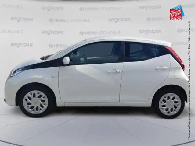 Toyota Aygo 1.0 vvt-i 72ch x-play x-app 5p mc18 — photo 9