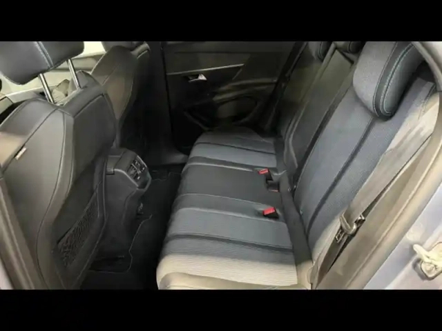Peugeot 3008 1.5 bluehdi 130ch s&amp;s allure pack — photo 10