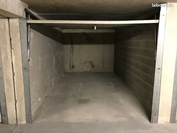 GARAGE FERME ET SECURISE 91290 Arpajon