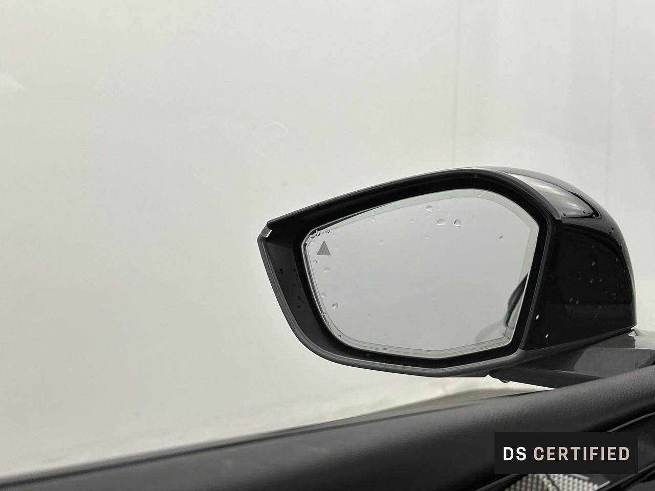 Ds Ds 4 puretech 180 eat8 la premiere — photo 17