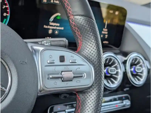 Mercedes Gla 250 e — photo 14