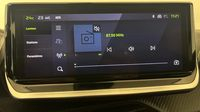 Peugeot 2008 1.2 PureTech 130ch S&S GT EAT8 — photo 18