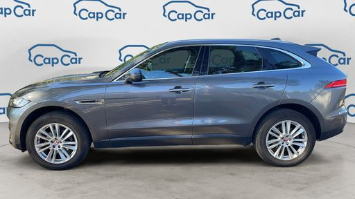 Jaguar F-Pace 2.0 D 180 AWD BVA8 - Portfolio – 2017 – 101417 km – Diesel – Boîte Automatique — photo 11