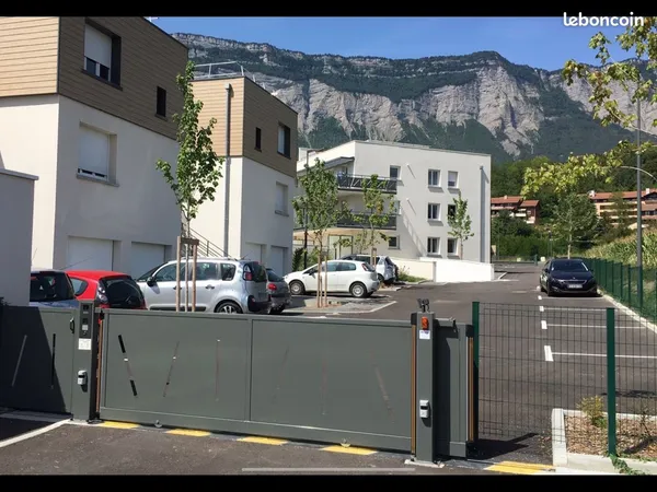 Lot de 2 garages à Montbonnot