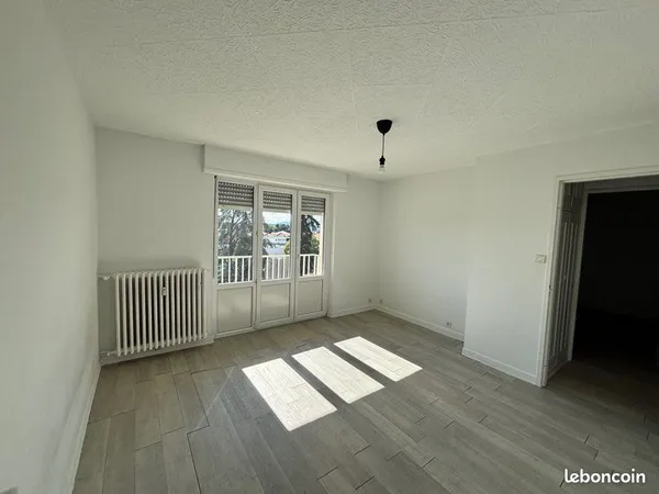 Appartement F4 lumineux 68m² — Dernier étage avec vue dégagée — Kingersheim