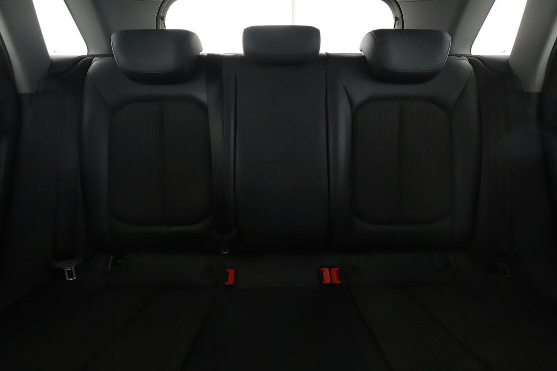 Audi A3 Sportback 30 TDI Design — photo 14