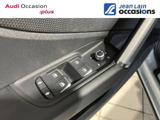 Audi Q2 35 tfsi 150 s tronic 7 — photo 20