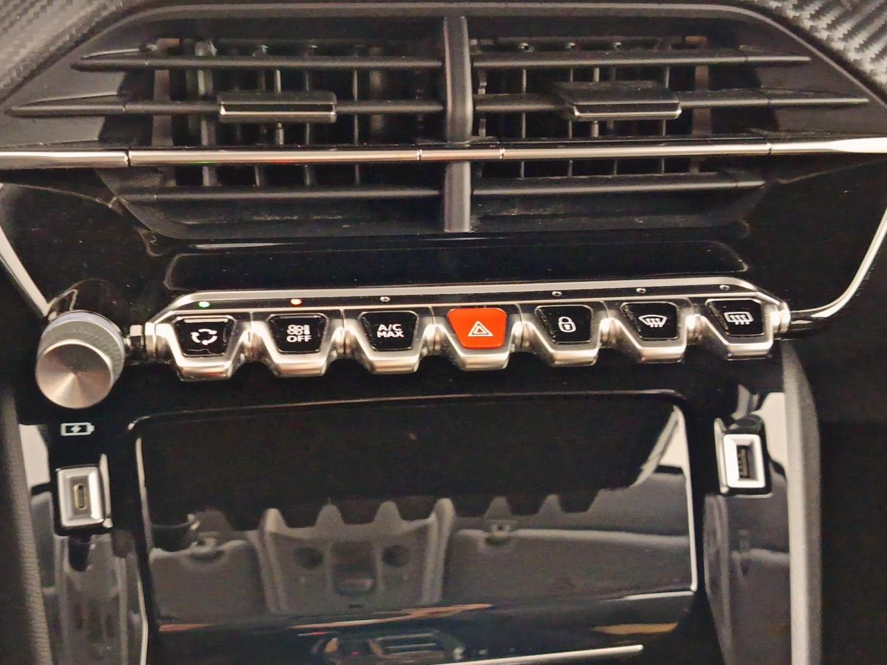 Peugeot 208 electrique 50 kwh 136ch allure — photo 27