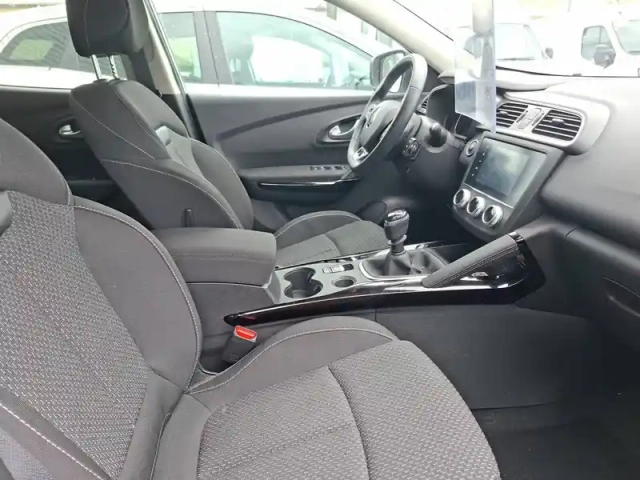 Renault Kadjar blue dci 115 — photo 18