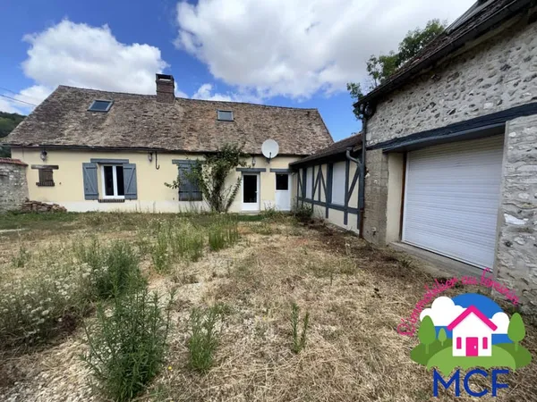 Proche Bueil ancien de charme avec beau potentiel