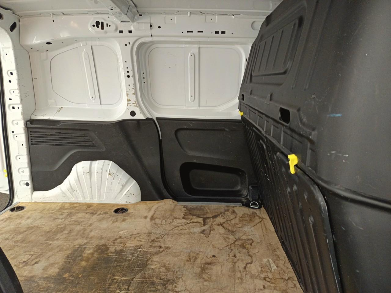 Peugeot Partner fourgon standard 650 kg bluehdi 100 s&s bvm5 premi — photo 10