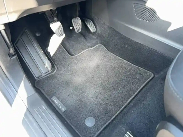 Renault Captur tce 100 gpl — photo 31