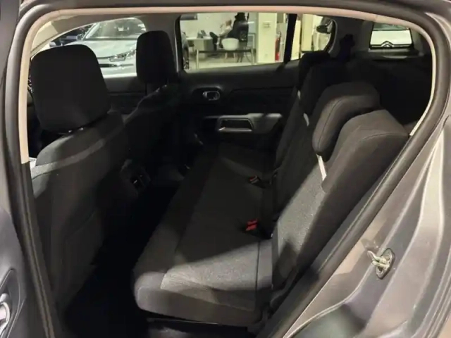 Citroën C5 Aircross hybrid 225ch feel e-eat8 — photo 9