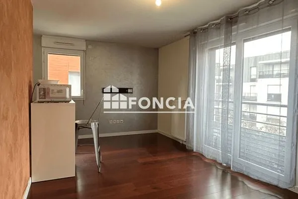 Studio 1 pièce 32 m²