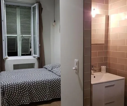 Chambre de 21m2 à louer sur Nice