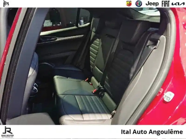 Alfa Romeo Stelvio 2.2 diesel 160ch sprint at8 my22 — photo 10
