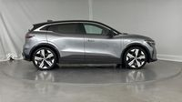 Renault Mégane E-Tech Electric EV60 220ch Iconic super charge — photo 4