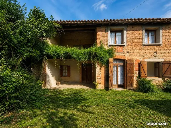 Maison 11 pièces 300 m²
