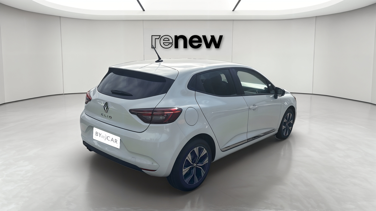 Renault Clio TCe 90 — photo 5