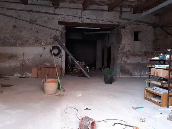 Garage 185 m²
