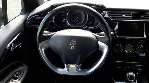 DS DS3 1.2 PureTech 130 - Sport Chic – 2018 – 87236 km – Essence – Boîte Manuelle — photo 34