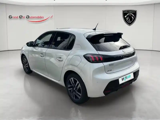 Peugeot 208 1.2 puretech 100ch s&amp;s allure eat8 — photo 18