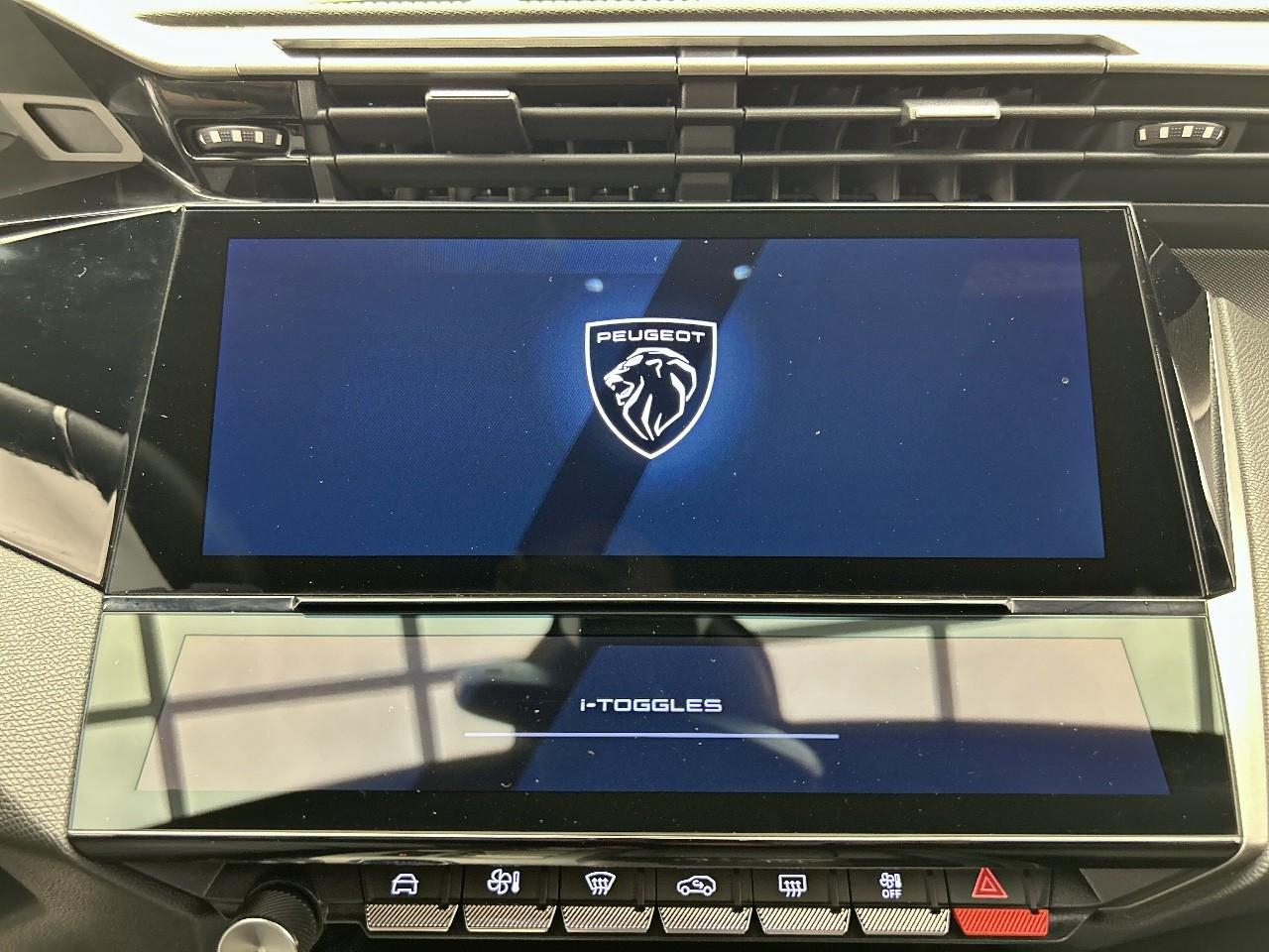 Peugeot 308 hybrid 145 e-dcs6 gt — photo 11